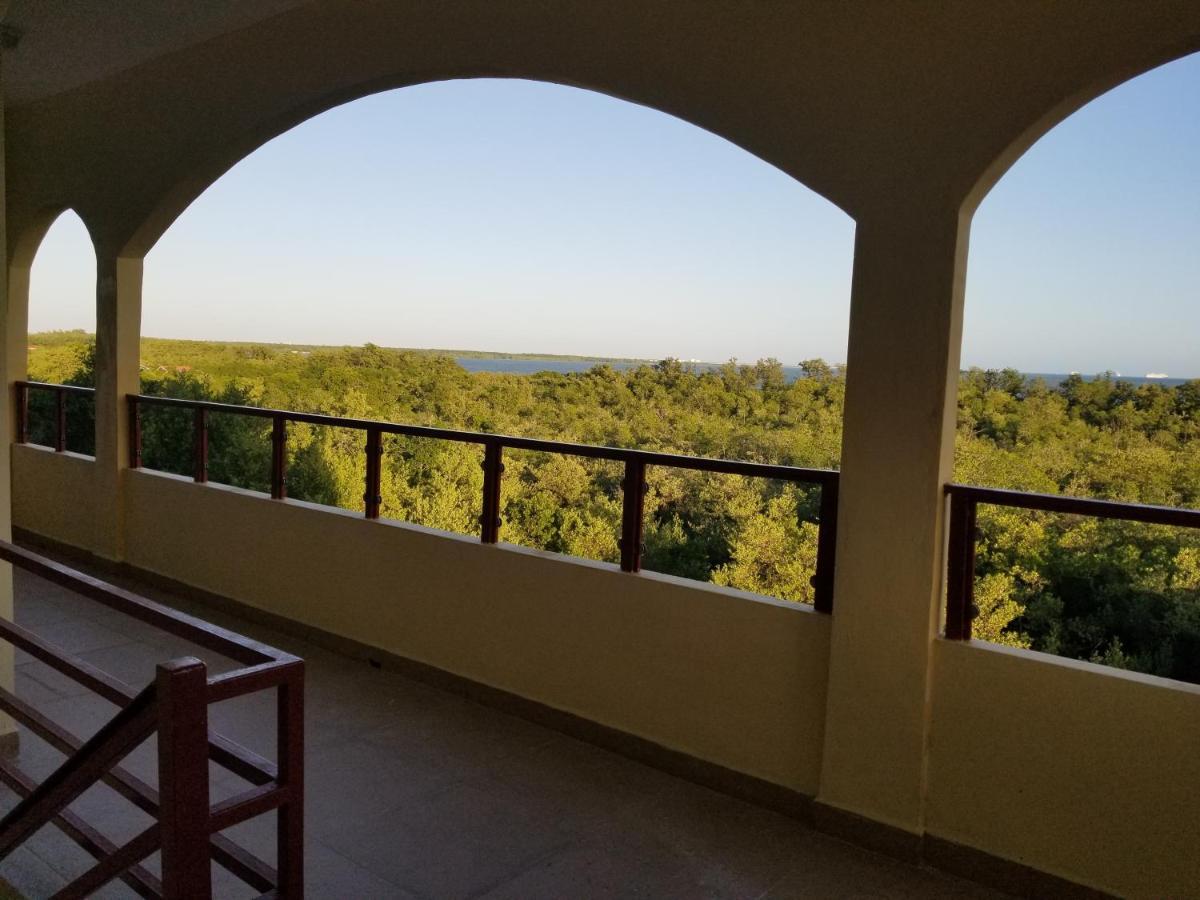Royal View Apartment Plus Белиз Сити Екстериор снимка