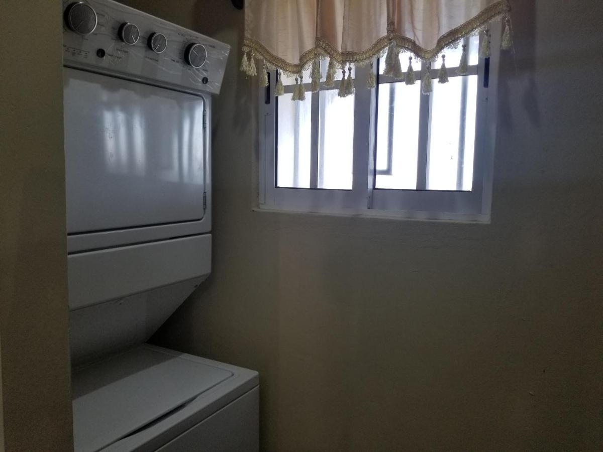 Royal View Apartment Plus Белиз Сити Екстериор снимка