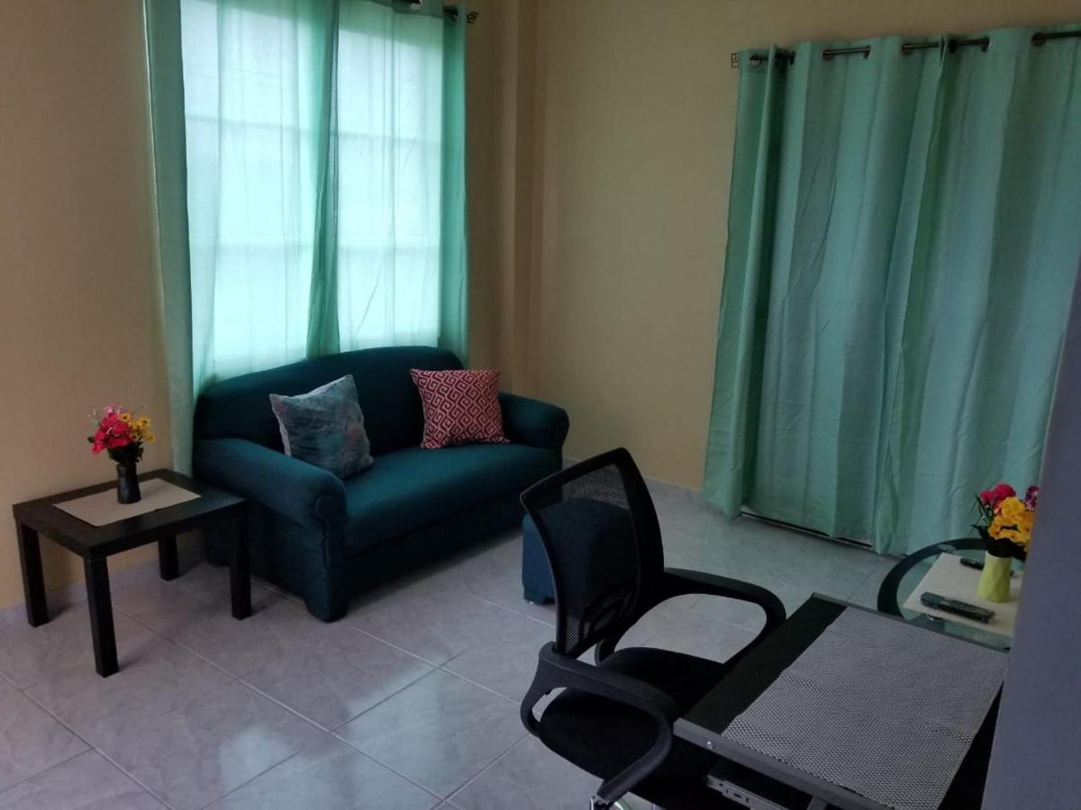 Royal View Apartment Plus Белиз Сити Екстериор снимка